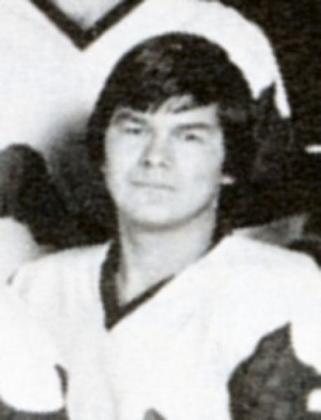 Mike Penasse hockey player photo