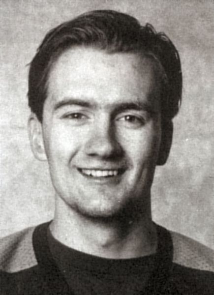 Mike Ruark hockey player photo