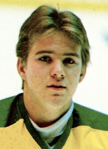 Mike Sands hockey player photo