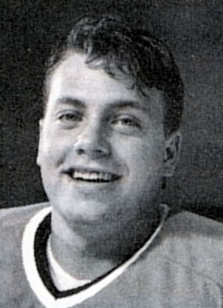 Mike Siwak hockey player photo