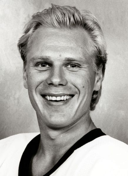 Mikko Makela hockey player photo