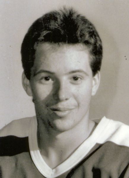 Monte Emery hockey player photo