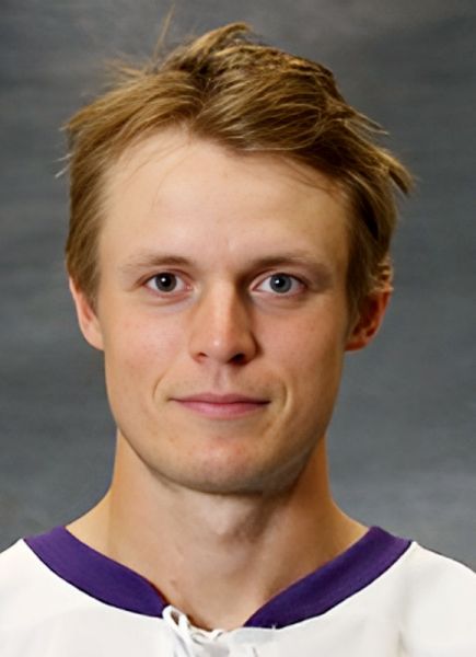 Nolan Sawchuk hockey player photo