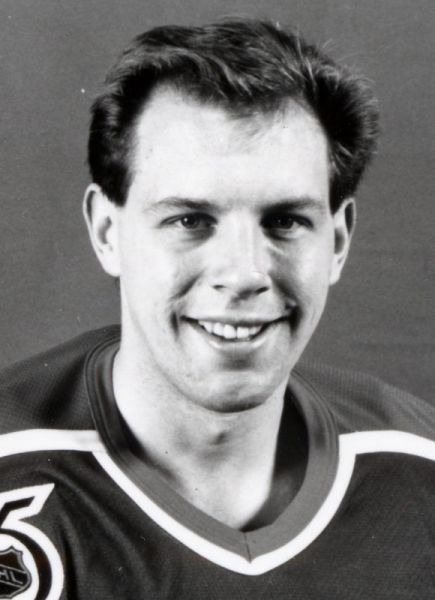 Norm Foster hockey player photo