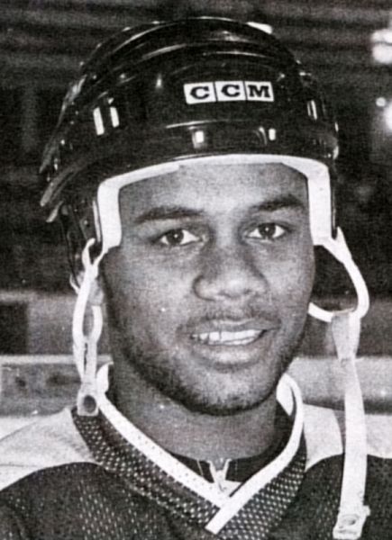 Norman Pinnington hockey player photo
