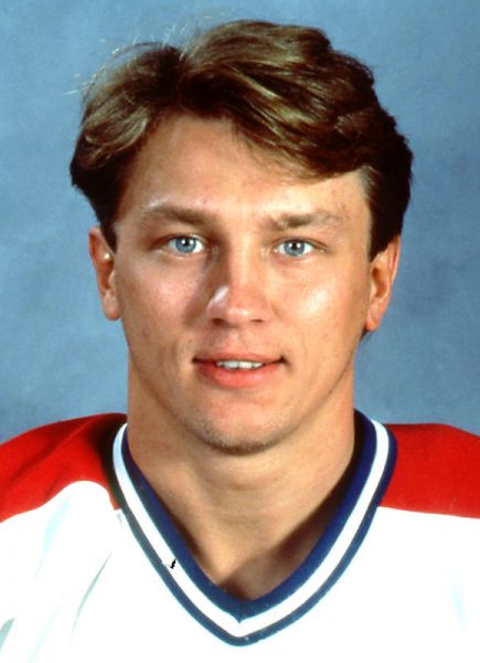 Oleg Petrov hockey player photo