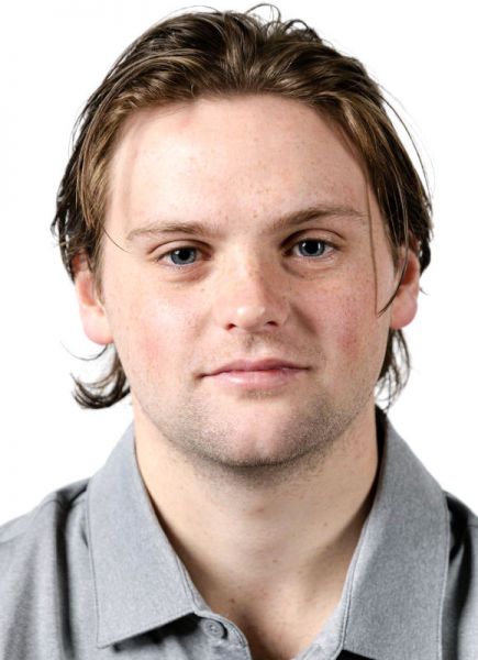 Oliver MacDonald hockey player photo