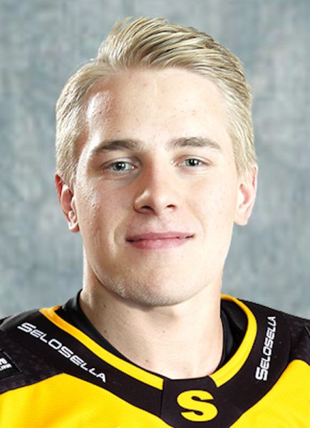 Olli Korhonen hockey player photo