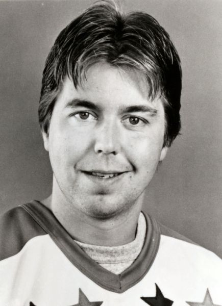 Pat Riggin hockey player photo