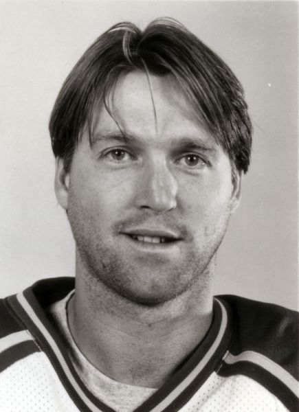 Patrick Roy hockey player photo