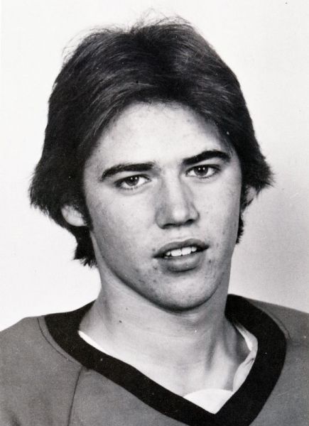 Paul Louttit hockey player photo
