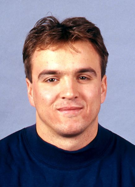 Pauli Jaks hockey player photo