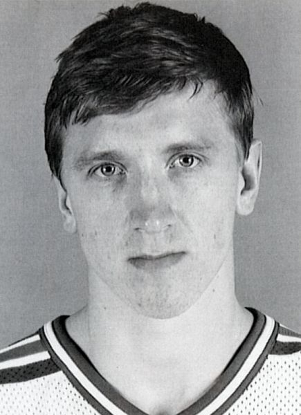 Pavel Komarov hockey player photo