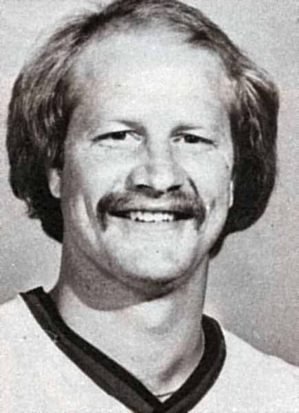 Reg Kerr hockey player photo