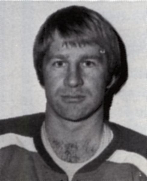 Reg Krezanski hockey player photo