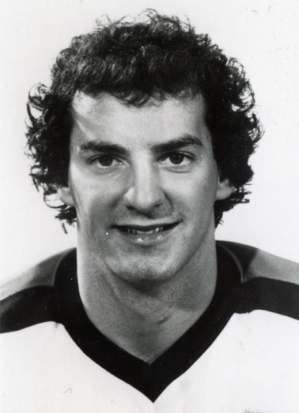 Rich Costello hockey player photo