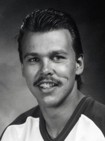 Rick Lessard hockey player photo