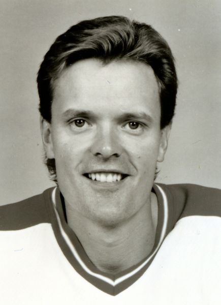 Rick Wamsley hockey player photo