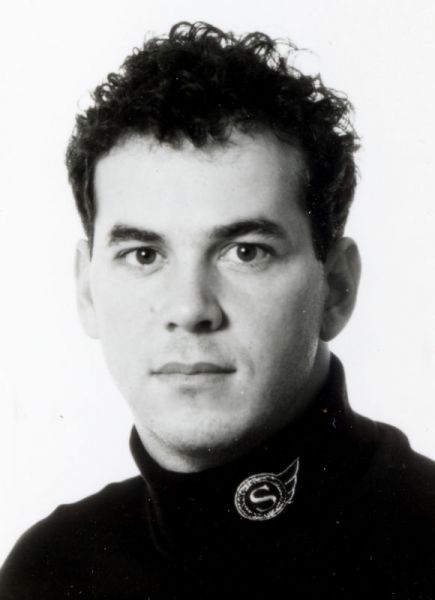 Robert Burakovsky hockey player photo