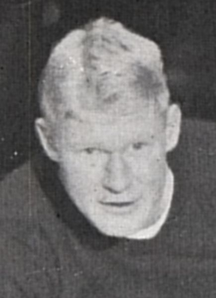 Robert Saltonstall hockey player photo