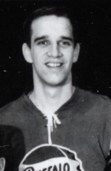 Roger Crozier hockey player photo