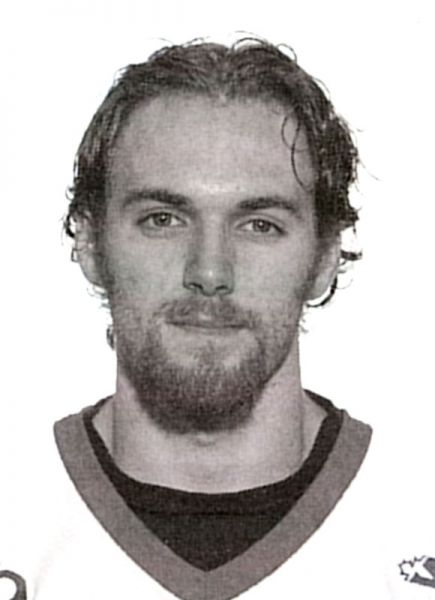 Ryan Gale hockey player photo