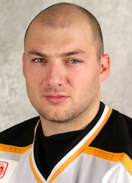 Ryan Gaucher hockey player photo