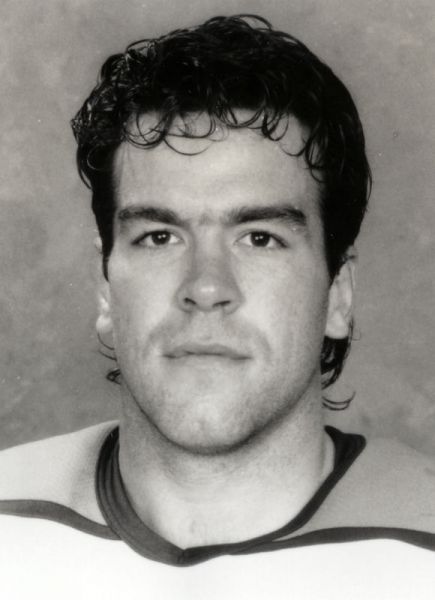 Ryan McGill hockey player photo