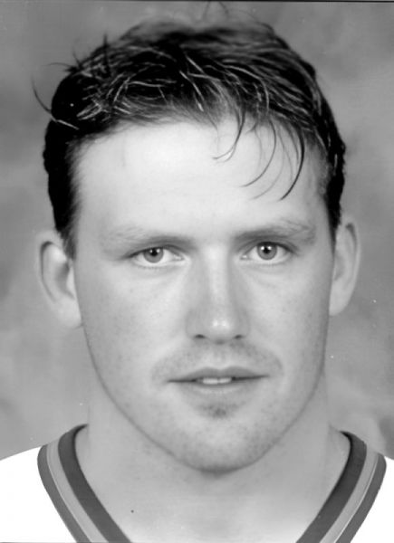 Ryan Mulhern hockey player photo