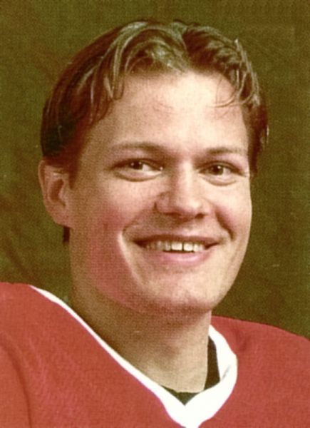 Sami Kapanen hockey player photo
