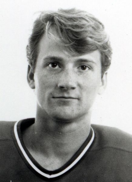 Scott Fraser hockey player photo