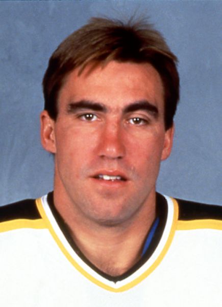 Steve Leach hockey player photo