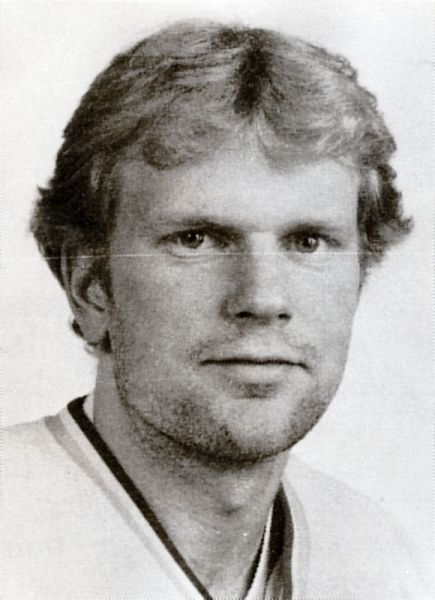 Steve Meyers hockey player photo