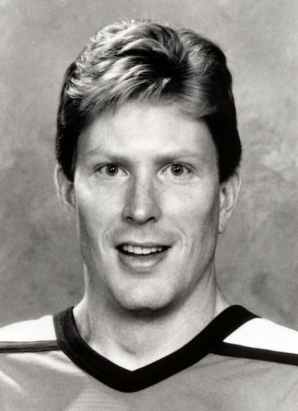 Steven King hockey player photo