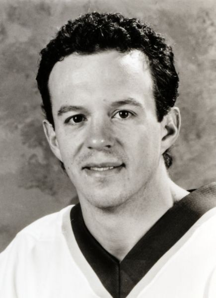 Terry Yake hockey player photo