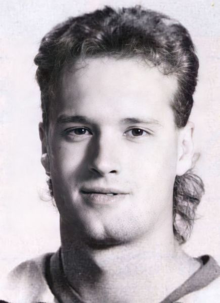 Tom Neziol hockey player photo