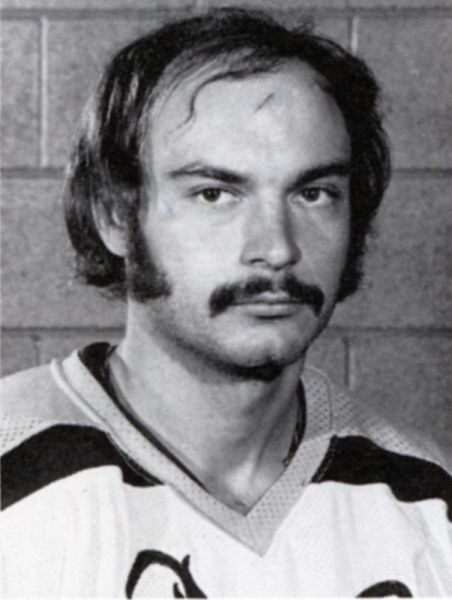 Tom O'Brien hockey player photo