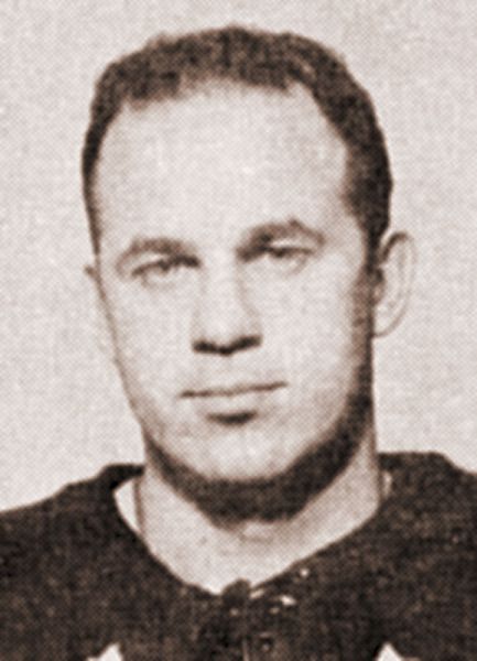 Tom O'Connor hockey player photo