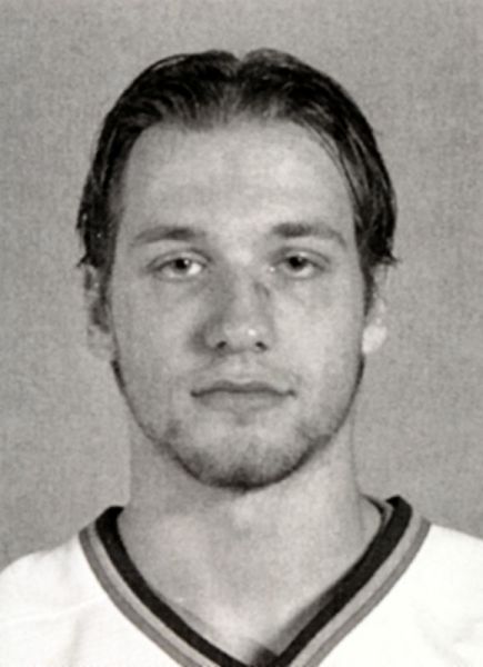 Tomas Kloucek hockey player photo