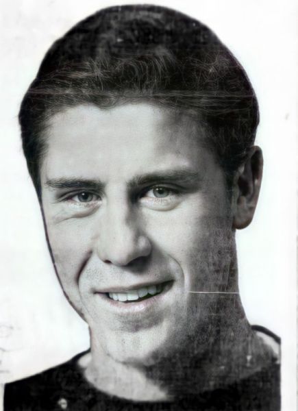 Tony Leswick hockey player photo