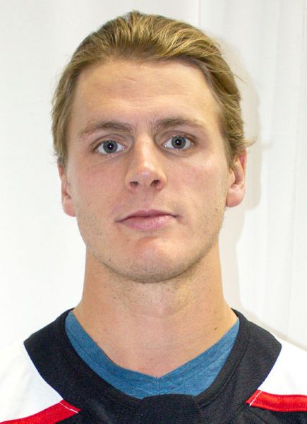 Tyson Helgesen hockey player photo