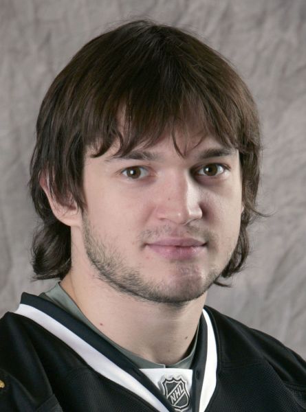 Vadim Khomitski hockey player photo