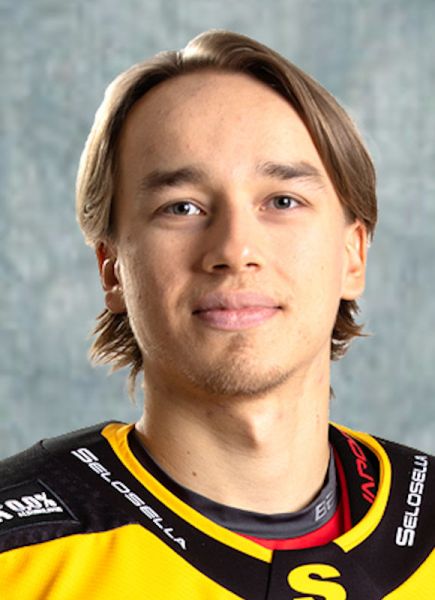 Valtteri Lipiainen hockey player photo