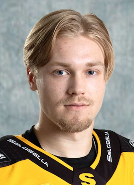 Valtteri Ojantakanen hockey player photo