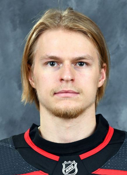 Vasily Ponomarev hockey player photo