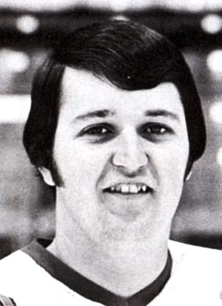 Vic Stanfield hockey player photo