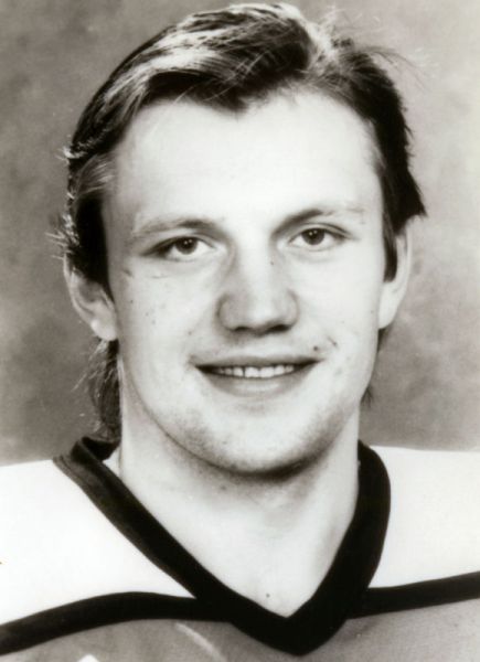 Vyacheslav Butsayev hockey player photo