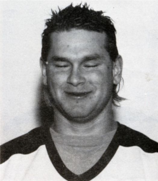 Wayne Muir hockey player photo