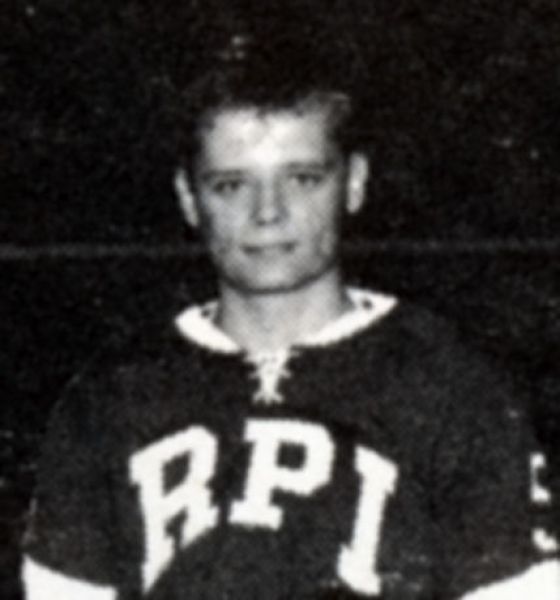 Wayne Sivertson hockey player photo