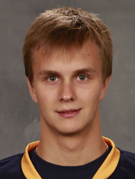 Andrey Makarov hockey player photo